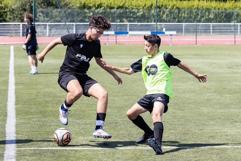 Comment Devenir une Star du Football Grace aux Pourvoirs Mystique
